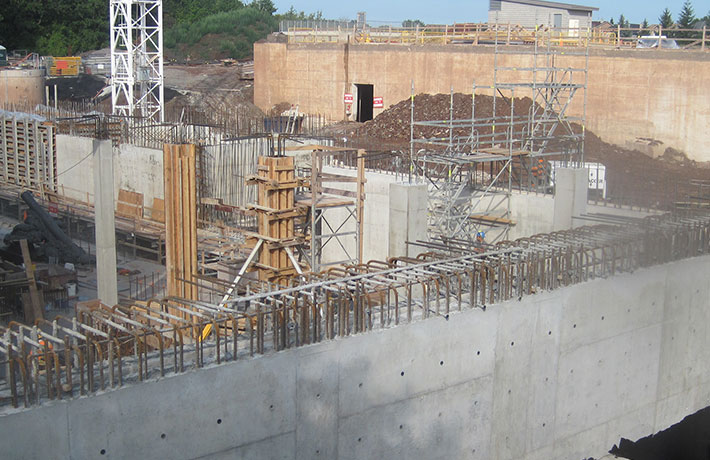 Reinforced concrete construction site